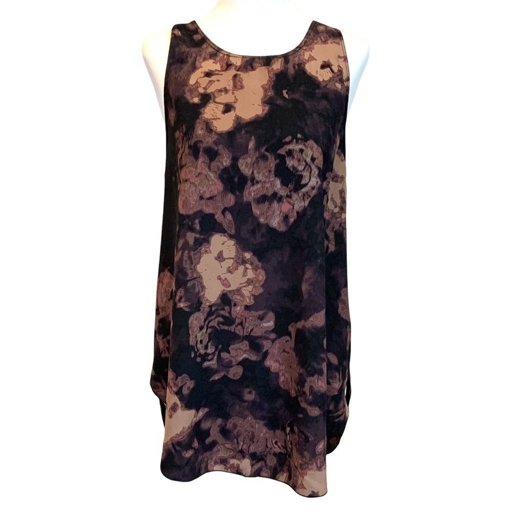 Aritzia / Wilfred Sleeveless Blouse